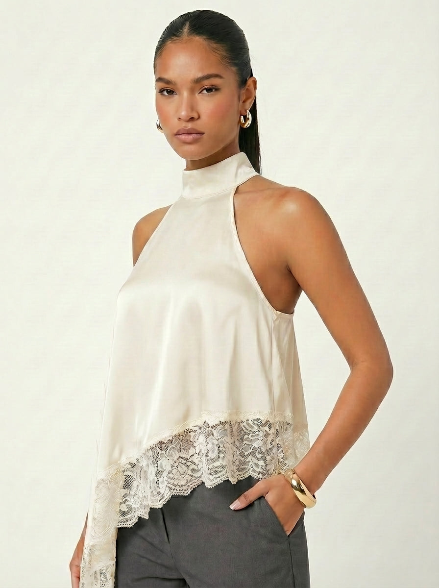 Blusa Acetinada Halter com Barra em Renda