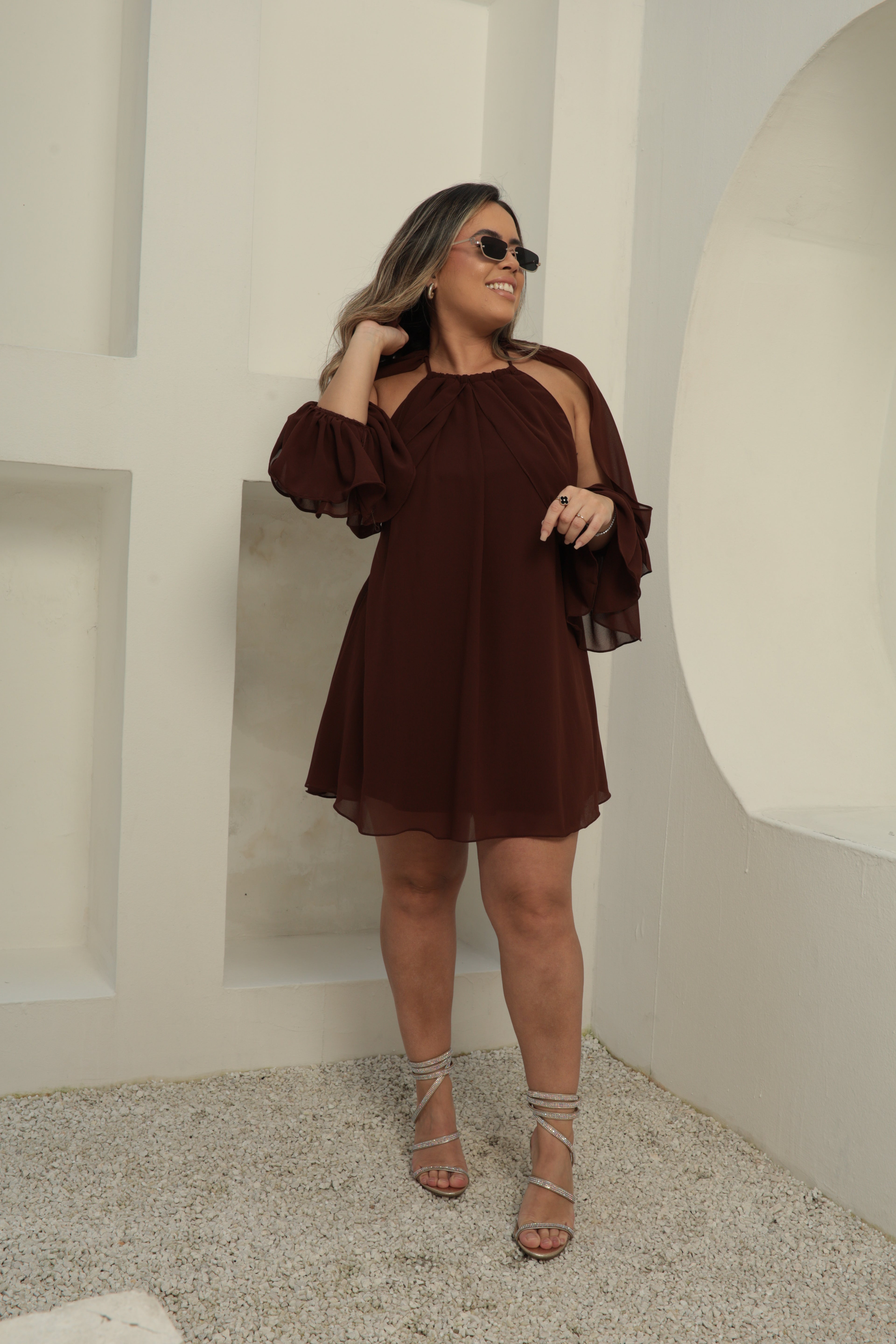 Vestido Curto Assimétrico